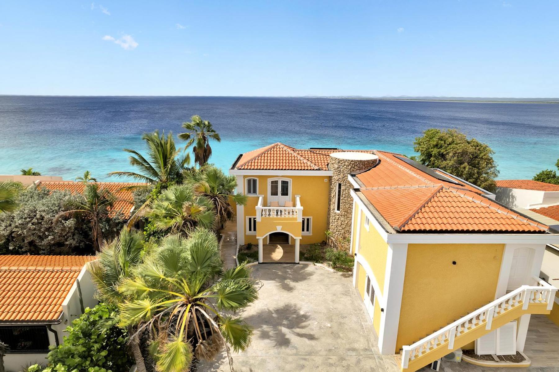 Oceanfront Villa Casa Mar Azul Kralendijk  Exterior photo